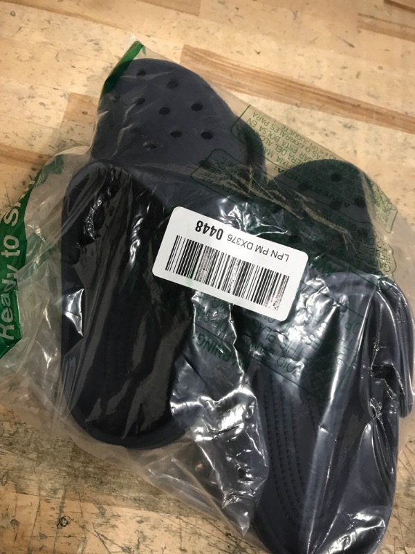 Photo 1 of (buckle damaged) Crocs Kids Classic Clog (Little Kid/Big Kid) - Clogs for Kids - Synthetic Lining - Circulation Nubs Navy 6 Big Kid M