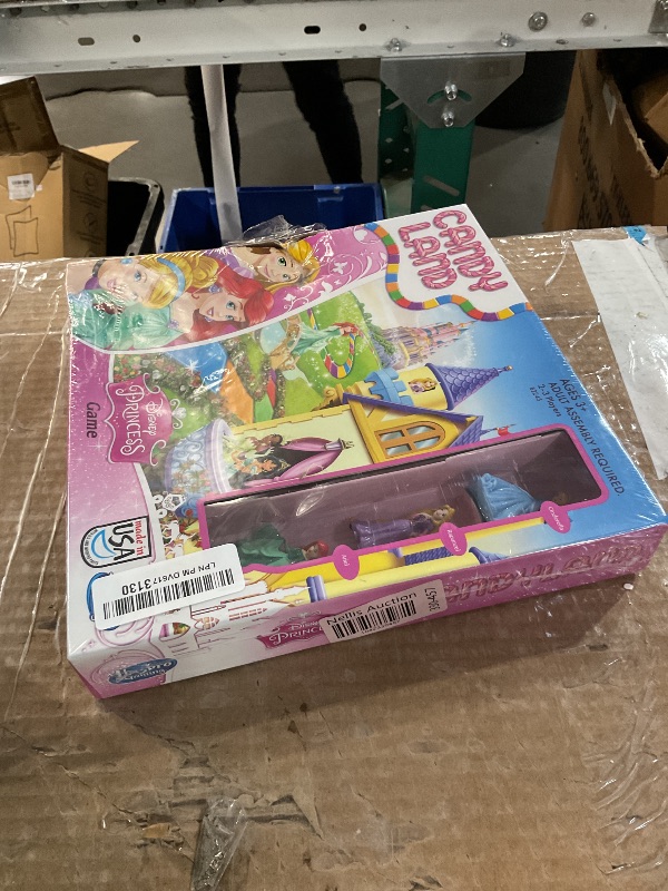 Photo 1 of (damaged) Hasbro Gaming Candy Land Disney Princess Edition Board Game, Preschool Games for 2 to 3 Players,