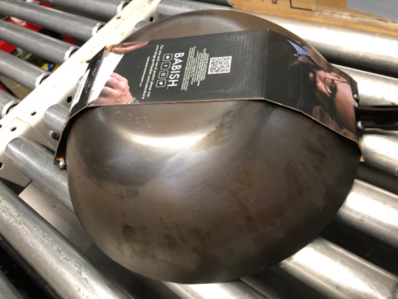 Photo 1 of ***HEAVILY USED AND DIRTY - SEE PICTURES***
Babish Carbon Steel Flat Bottom Wok and Stir Fry Pan, 14-Inch