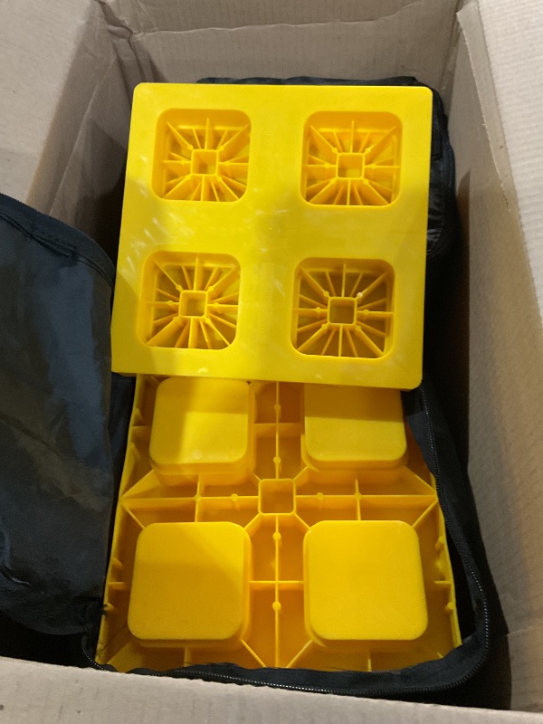 Photo 1 of (Item used)(damaged)(sold or parts)Camco Heavy-Duty Leveling Blocks Compatible with Single Wheels