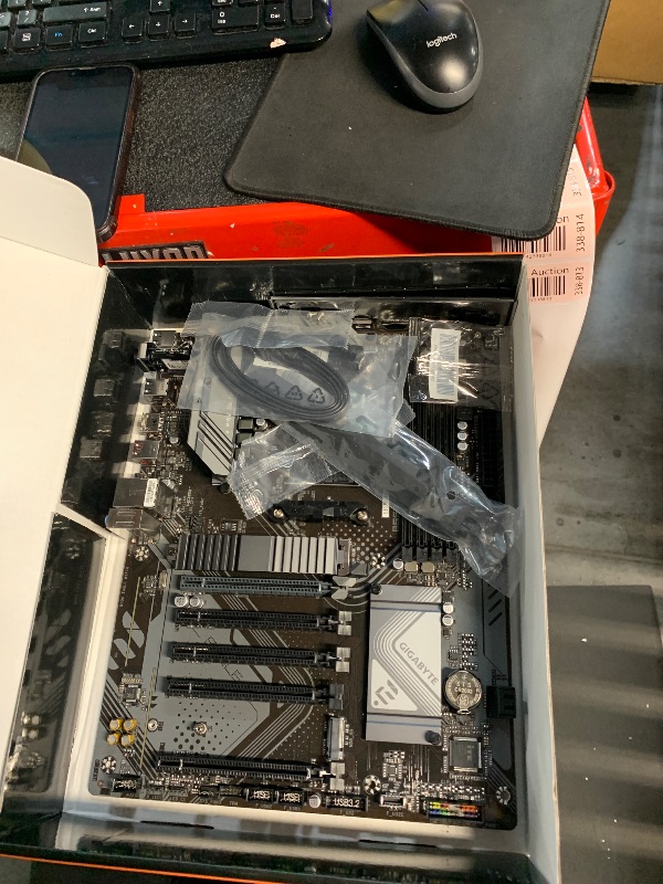 Photo 1 of (see all images) GIGABYTE B550 Eagle WIFI6 Motherboard, Supports AMD AM4 Ryzen 5000 Processors, ATX, DDR4, 2X M.2, PCIe 4.0, WIFI6,