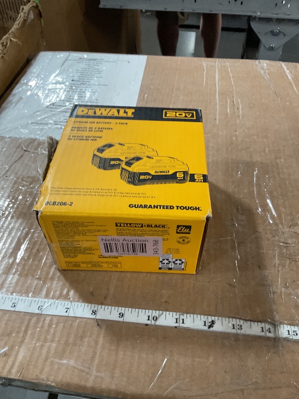 Photo 1 of (used)(see images) DEWALT 20V MAX 6 Ah Lithium Ion Battery 2-Pack (DCB206-2)