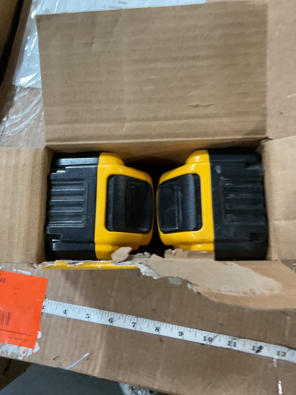Photo 1 of (used)(see images) DEWALT 20V MAX 6 Ah Lithium Ion Battery 2-Pack (DCB206-2)