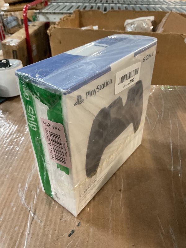 Photo 1 of ***(MINOR DAMAGE/ SEE NOTES)***
PlayStation DualSense® Wireless Controller - Gray Camouflage
