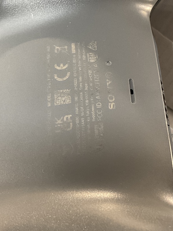 Photo 1 of ***(MINOR DAMAGE/ SEE NOTES)***
PlayStation DualSense® Wireless Controller - Gray Camouflage