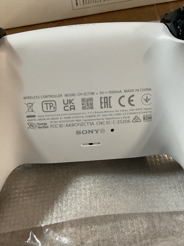 Photo 1 of ***(NOT FUNCTIONAL, SEE NOTES)***
PlayStation DualSense® Wireless Controller - White