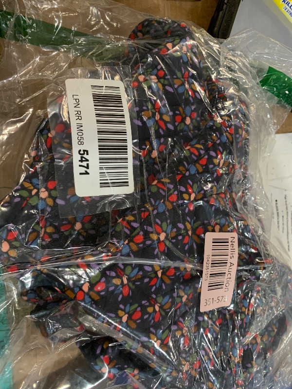 Photo 1 of ***STOCK PHOTO ONLY FOR REFERENCE OF STYLE THIS BAG AS SHOWN IN CLERK'S PHOTO IS BLACK WITH MULTICOLORED FLORAL PRINT*** Vera Bradley Women's Cotton Vera Tote Bag, Black - Recycled Cotton, One Size