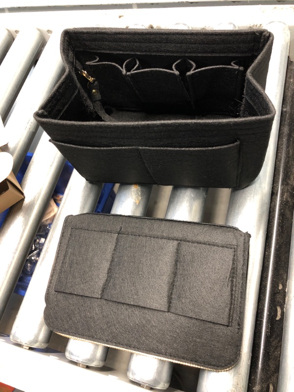 Photo 1 of DailyPlus Purse Organizer Insert with Zipper Felt Bag Organizer Handbag Organizer Insert with Key Chain for Tote Purse Bag Black Small