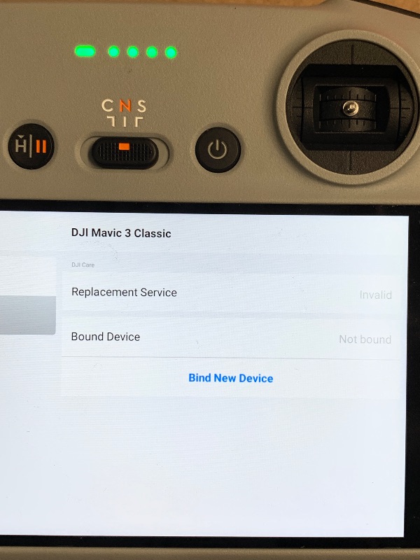 Photo 1 of DJI Mavic 3 Classic (DJI RC), Drone with 4/3 CMOS Hasselblad Camera, 5.1K HD Video, 46 Mins Flight Time, Omnidirectional Obstacle Sensing, Smart Return to Home, FAA Remote ID Compliant