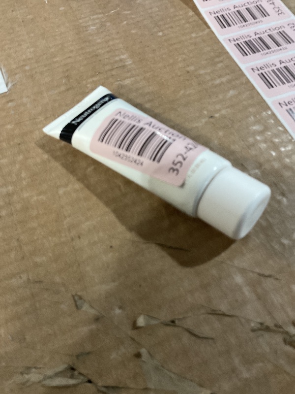 Photo 1 of ****NON REFUNDABLE****Neutrogena Purescreen+ Tinted Sunscreen for Face with SPF 30, Broad Spectrum Mineral Sunscreen with Zinc Oxide and Vitamin E, Water Resistant, Fragrance Free, Medium, 1.1 fl oz