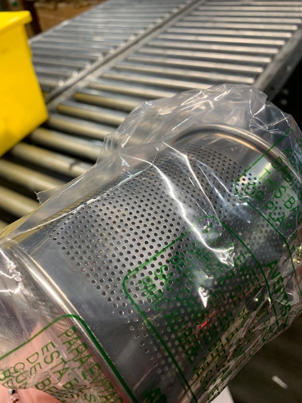 Photo 1 of **SMALL DENT** Hemoton Stainless Steel Seasoning Strainer Tea BAG Filter Soup Seasonings Seperation Basket Loose Leaf Tea Infuser for Home Restaurant Kitchen (4.72"x4.72"x5.31"/12x12x13.5cm)