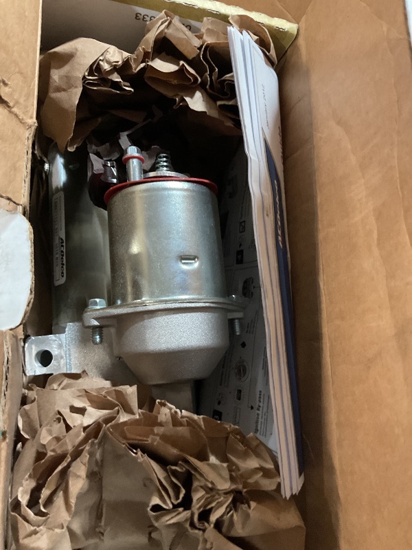 Photo 1 of ACDelco Gold 337-1018 Starter,Grey & yellow