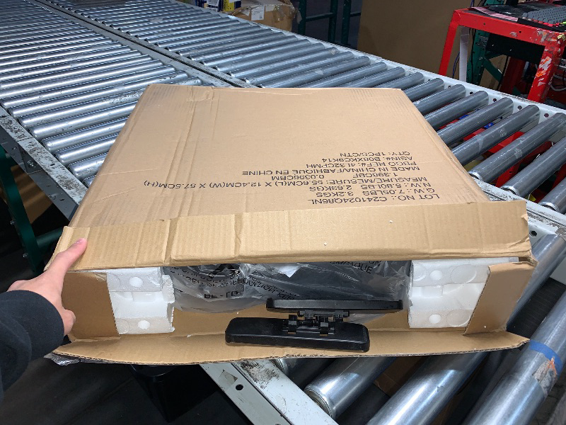 Photo 1 of **FOR PARTS, ITEM IS NONFUNCTIONAL**
Amazon Basics 20-Inch Box Fan with Powerful Airflow, 3 Speeds, 5 Blades, Lightweight Design, 67 Watts, Black, 6.8 D x 20.86 W x 21.33 H in
