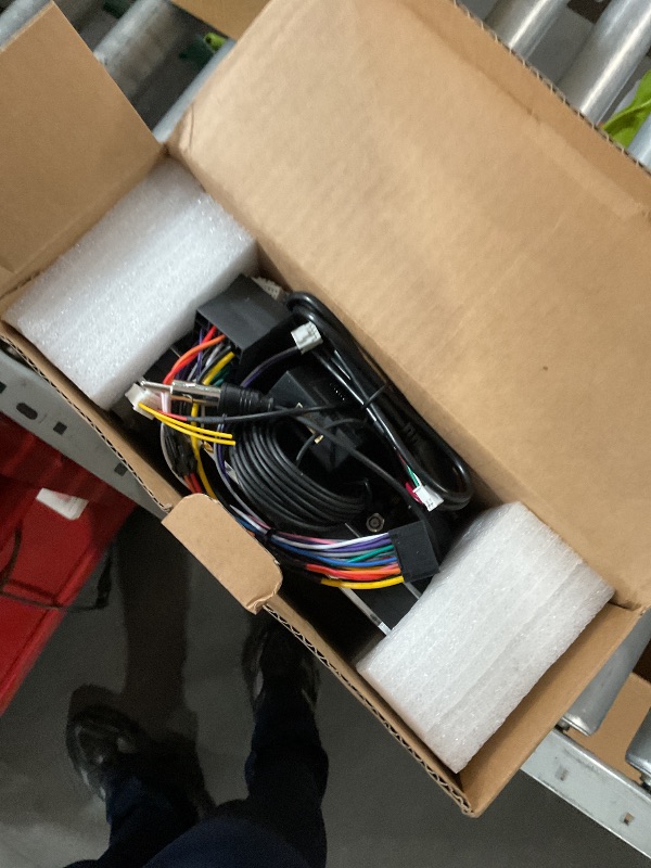 Photo 1 of ***(USED/ UNKNOWN IF MISSING PARTS)***Android Car Stereo with Wireless CarPlay 9' Capacitive Touch Screen Android Auto GPS Navigation Bluetooth FM Radio Receiver for VW Passat Tiguan Golf MK5 MK6 Jetta T5 EOS Polo