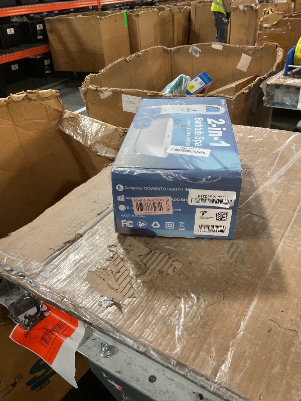 View 2 of ****PARTS ONLY****
Bath Jets for Tub with Jet Massage and Bubble Mode, Bathtub Jets for Tub with 360° Rotatable Single and Dual Nozzles, the Lever-lock Suction Cups, and Handle. Jets for Bathtub at Home for Relaxation