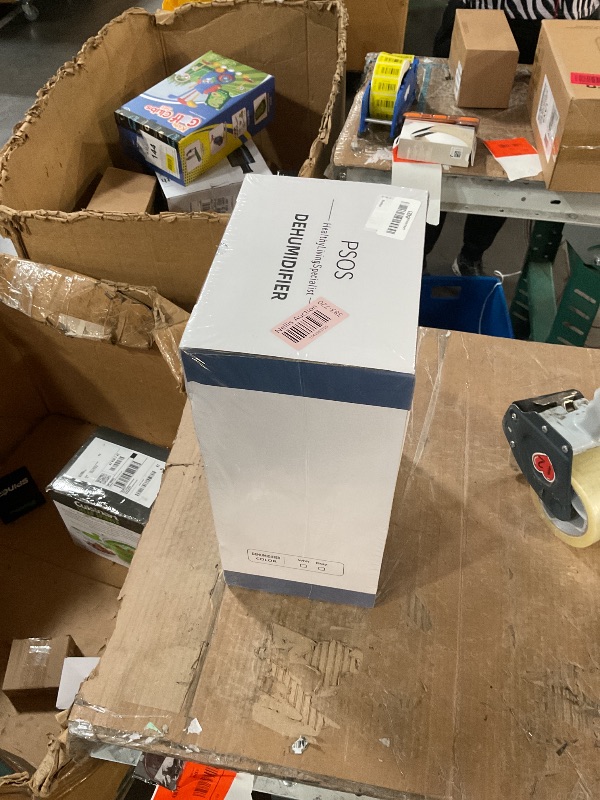 Photo 1 of * factory sealed *
PSOS Dehumidifier, Dehumidifiers for Home, 98 OZ Water Tank, (1000 sq.ft) Quiet Dehumidifier for Basement Bathroom Bedroom with Humidity Display, Auto Shut Off, Relaxing 7 Color Ambient Light(Gray)