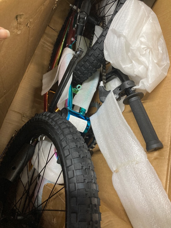 Photo 1 of ** THIS IS NOT AN ELECTRIC BIKE. BEST FOR PARTS.**


Hyper BMX Fat Tire Bike.  26 X Inch Fat Tire with Pedal Assist, Single Speed, Front and Rear Disc Brakes, BMX Frame. 