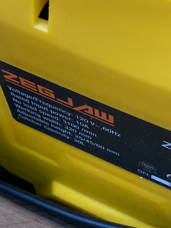 Photo 1 of ***SELLING AS PARTS ONLY *** 
ZEGJAW Electric Lawn Mower Corded, 13 Inch 11-Amp Lawn Mowers with 8 Gallon Collection Bag, 3-Position Cutting Height Adjustment for Lawn Care
