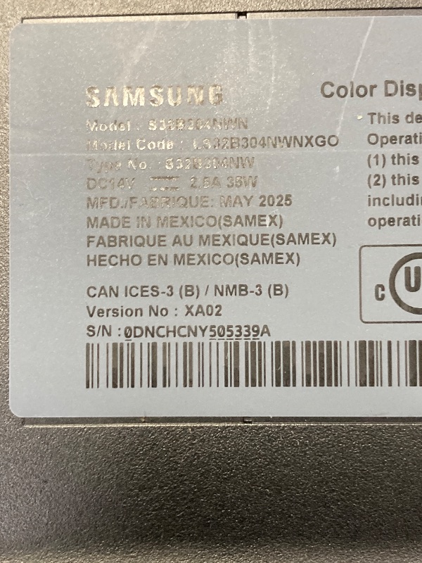Photo 1 of  ***(SELLING AS PARTS ONLY -SCREEN CRACKED, PARTS ONLY)***

SAMSUNG 32-Inch Flat Computer Monitor, 75Hz, Borderless Display, AMD FreeSync, Game Mode, Advanced Eye Care, HDMI and DisplayPort, LS32B304NWNXGO, 2024