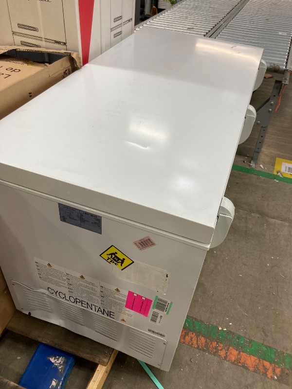 Photo 1 of 14.2 Chest Freezer Large Deep Freezer with 2 Removable Basket & 8 Level Adjustable Temperature(-12°F to 10.2°F), Quiet Commercial Chest Freezer with Lock, Top Door Energy Saving for Garage, White