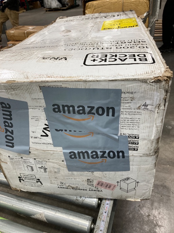Photo 1 of ***PARTS ONLY***
BLACK+DECKER Smart Portable Air Conditioner, 14,000 BTU for Rooms up to 700 Sq. Ft., Smart Portable AC with Follow Me Remote and Window Kit, BPACT14WT, White