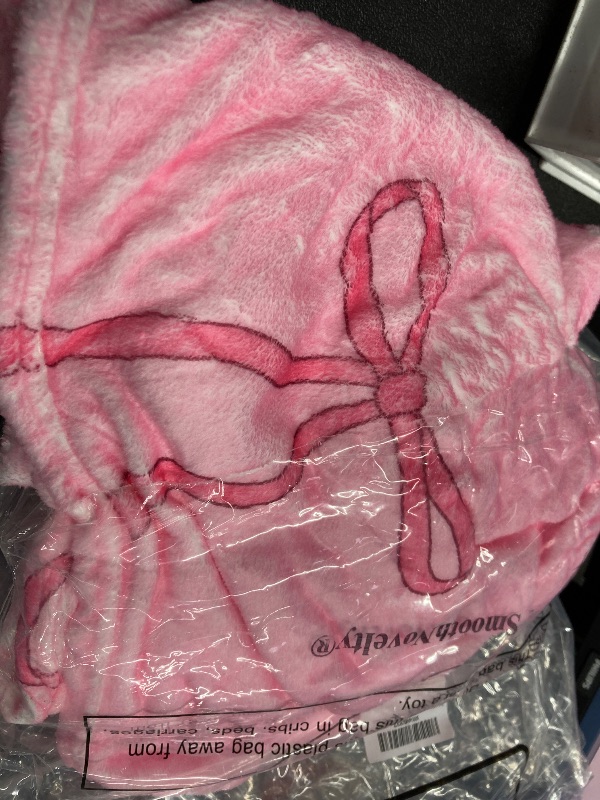 Photo 1 of  Pink Bow Throw Blanket, for Girls Women Teens, Soft Flannel Cute Pink Bow Blanket Bedding for Preppy Girly Coquette Decor, 50 x 60 Inch
