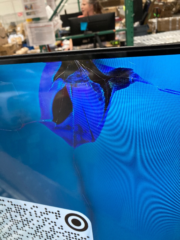 Photo 1 of  ***SELLING AS PARTS***PARTS ONLY***SCREEN BROKEN***   SAMSUNG 55-Inch Class Crystal UHD U8000F 4K Smart TV (2025 Model) Endless Free Content, Crystal Processor 4K, MetalStream Design, Knox Security, Compatible with Alexa