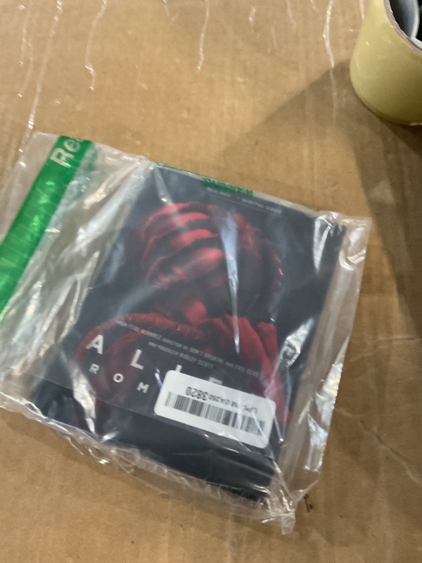 Photo 1 of Alien: Romulus - Blu-ray + Digital