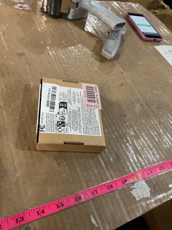 Photo 1 of Amazon Basics Bi-Directional USB-C to DisplayPort Cable, 3 ft, Black