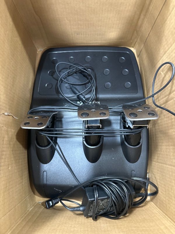 Photo 1 of Logitech G920 Driving Force Racing Wheel and Floor Pedals, Real Force Feedback, Stainless Steel Paddle Shifters, Leather Steering Wheel Cover for Xbox Series X|S, Xbox One, PC, Mac - Black