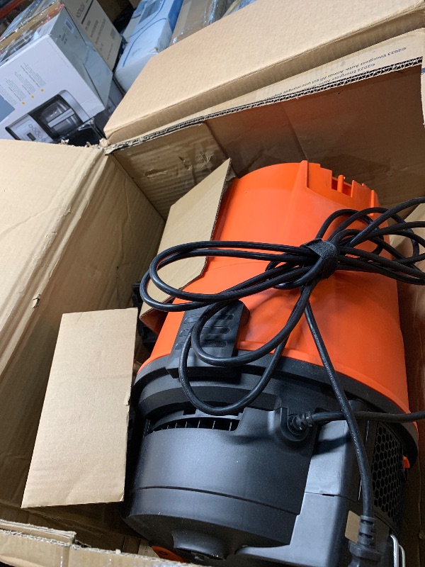 Photo 1 of **, PARTS/REPAIR ONLY, DOES NOT POWER ON, MISSING ALL ACCESSORIES***
Armor All 6-Gallon* 5.5 Peak HP† 3-in-1 Wet/Dry/Upholstery Shampoo Vacuum Cleaner – VK609PFR 0901