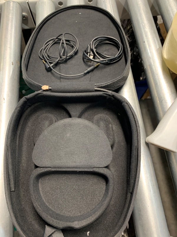 Photo 1 of (SEE NOTES BEFORE BIDDING)(SEE ALL PHOTOS) Sony WH-1000XM5 Premium Noise Canceling Headphones, Auto NC Optimizer, 30-Hour Battery, Alexa Voice Control, Black