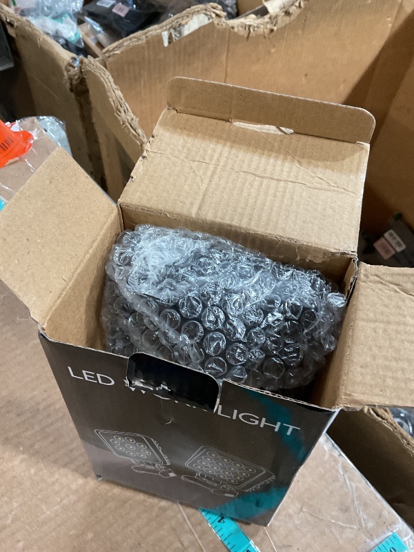 Photo 1 of ***(NO RETURNS OR REFUNDS/ FOR PARTS ONLY/ NON FUNCTIONAL)***
LIVOWALNY Cordless 20V Max LED Work Light for Dewalt 20v Battery, 60W 6000LM Flashlight, Flood Light With USB and Type C Charging Port for Outdoors and Job Site Lighting