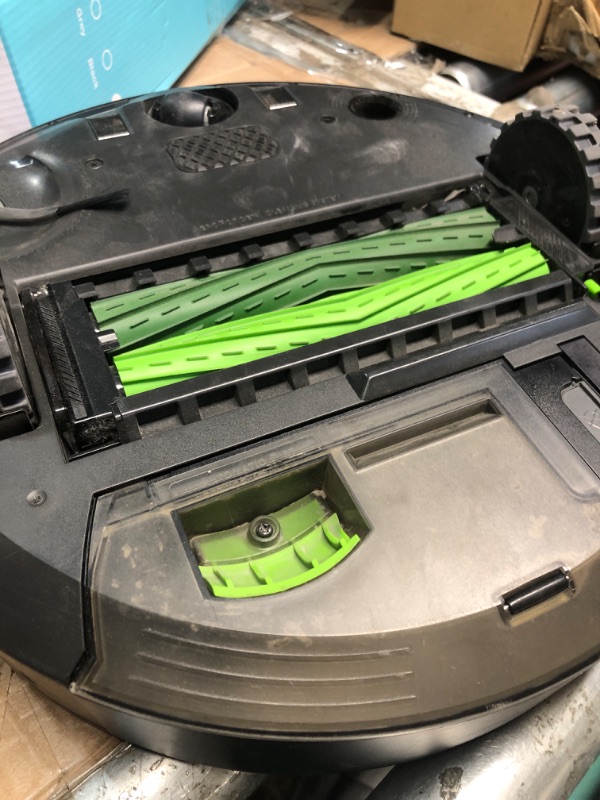 Photo 1 of **PARTS ONLY NON REFUNDABLE**MISSING PARTS READ NOTES**
ZCWA Robot Vacuum and Mop Combo,2.4GHz WiFi Link Vacuum Robot