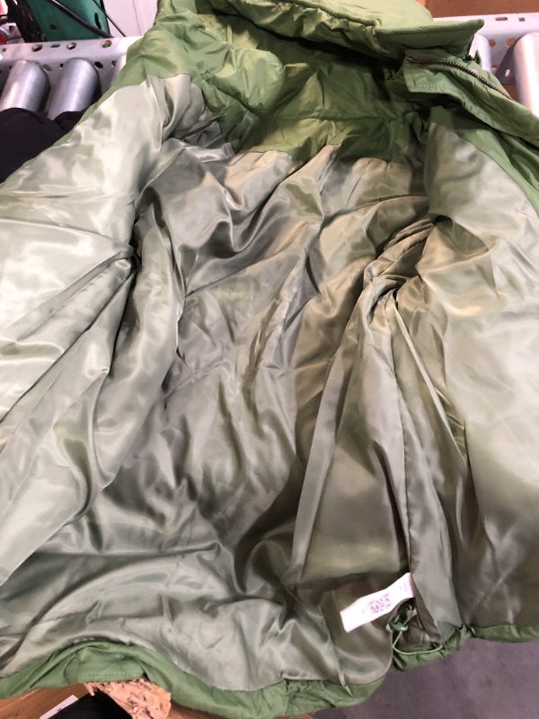 Photo 1 of (small)(used) Dellytop Womens Zipper Hooded Puffer Jacket Long Sleeve Winter Warm Down Coats with Pockets