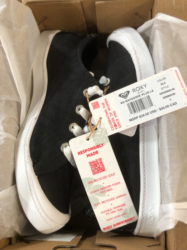 Photo 1 of *** photo stock for reference **** Niños Roxy Girls Bayshore Slip on Sneaker Shoe, Black 241 Exc, 5 Big Kid