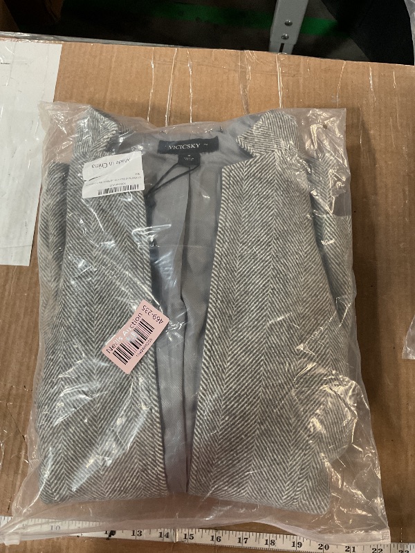 Photo 1 of *STOCK IMAGE FOR REFERENCE*
Women's Casual Business Open Front Long Sleeve Notch Lapel Office Blazer Jacket M