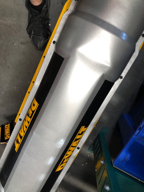 Photo 1 of ***USED - MAJOR DAMAGE - UNTESTED - SEE COMMENTS***
Dewalt F340700 215,000 BTU Forced Air Kerosene Construction Heater