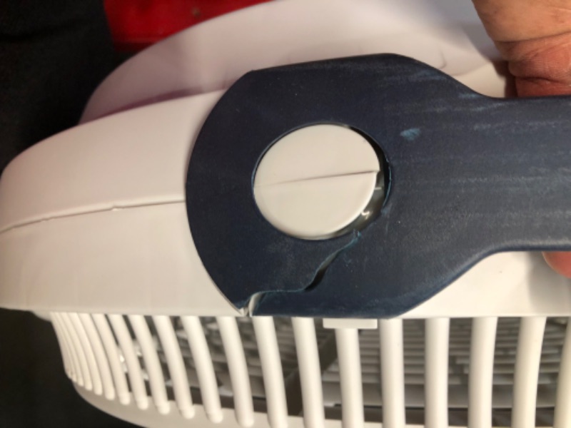 Photo 1 of *** - MAJOR DAMAGE - SEE COMMENTS***
Lasko Wind Machine Air Circulator Floor Fan, 3 Speeds, Pivoting Head for Large Spaces, 20", 3300, White White Fan