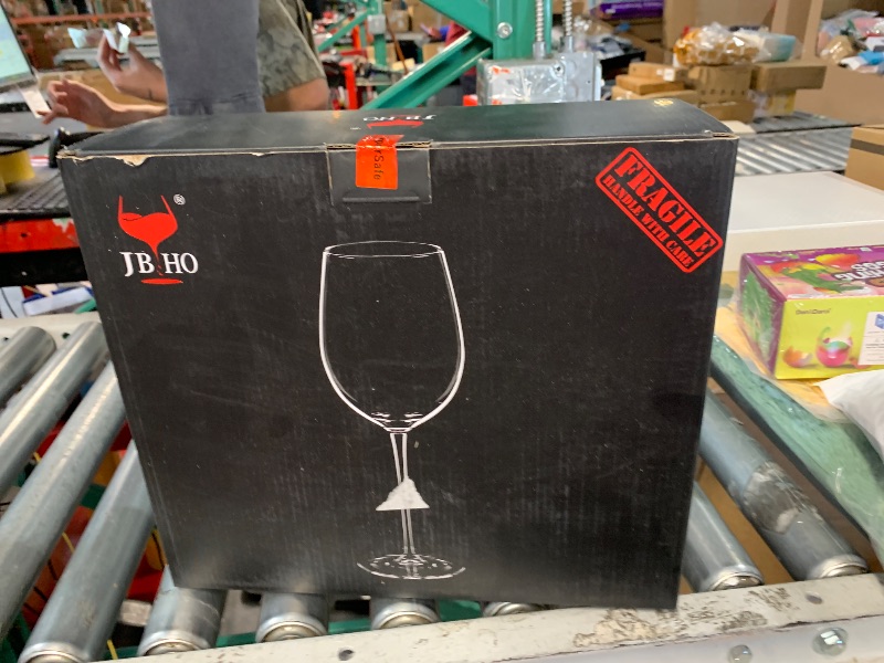Photo 1 of ***FACTORY SEALED***JBHO Hand Blown Italian Style Crystal White or Red Wine Glasses - Gift Packaging for Any Occasion - Lead-Free Premium Crystal Clear Glass - Set of 4-18 Ounce