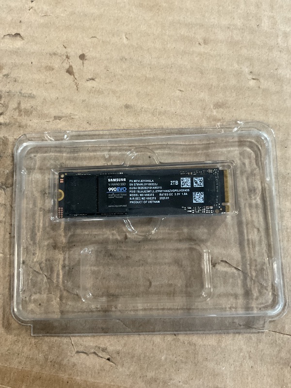 Photo 1 of ***(NO RETURNS OR REFUNDS/ FOR PARTS ONLY/ NON FUNCTIONAL)***
SAMSUNG 990 EVO SSD 2TB, PCIe Gen 4x4, Gen 5x2 M.2 2280 NVMe Internal Solid State Drive, Speeds Up to 5,000MB/s, Upgrade Storage for PC Computer, Laptop, MZ-V9E2T0B/AM, Black