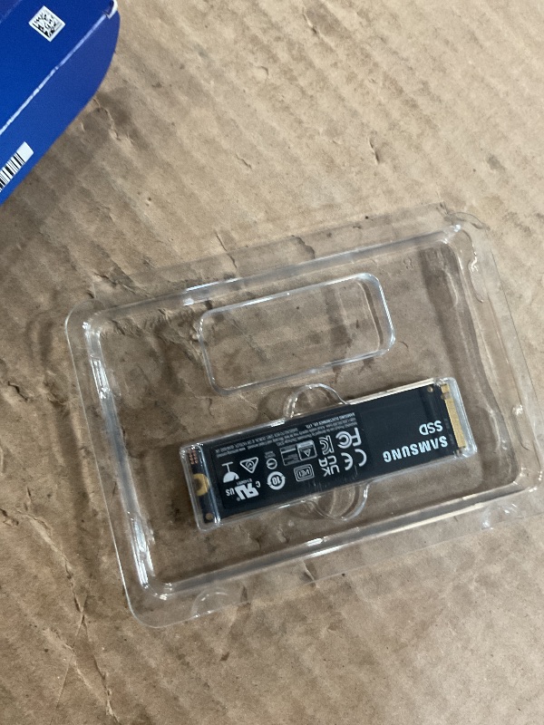 Photo 1 of ***(NO RETURNS OR REFUNDS/ FOR PARTS ONLY/ NON FUNCTIONAL)***
SAMSUNG 990 EVO SSD 2TB, PCIe Gen 4x4, Gen 5x2 M.2 2280 NVMe Internal Solid State Drive, Speeds Up to 5,000MB/s, Upgrade Storage for PC Computer, Laptop, MZ-V9E2T0B/AM, Black
