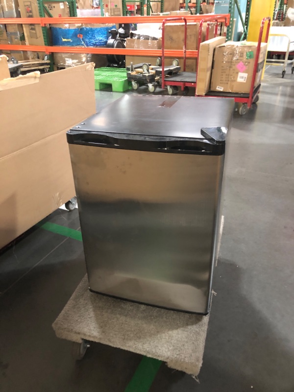 Photo 1 of **READ NOTES**(NEEDS TO BE CLEANED)-UNSURE OF FUNCTION
Electactic 2.1 Cu.ft Upright Freezer, Small Mini Freezer with Adjustable Thermostat, Removable Shelves, Reversible Single Door, for Bedroom/Home/Dorms/Apartment (Stainless Steel)