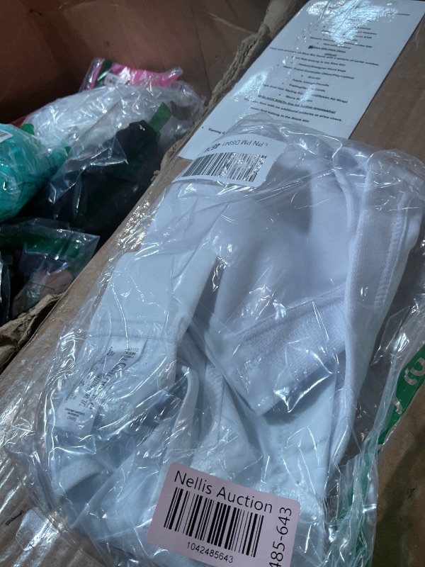 Photo 1 of (40C US) (BAGGED) Champion womens Spot Comfort Full Support Sports Bra, White, 40C US