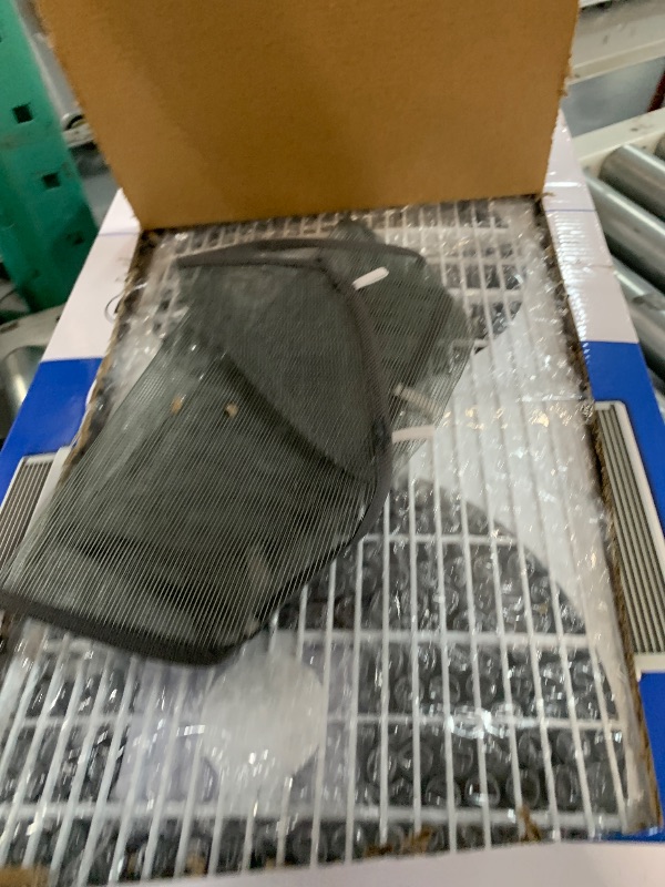Photo 1 of (sold for parts only) Comfort Zone Window Fan for Bedroom, 9 inch 3 Speed Dual Fans with Auto-Locking Expanders, Window Exhaust Fan