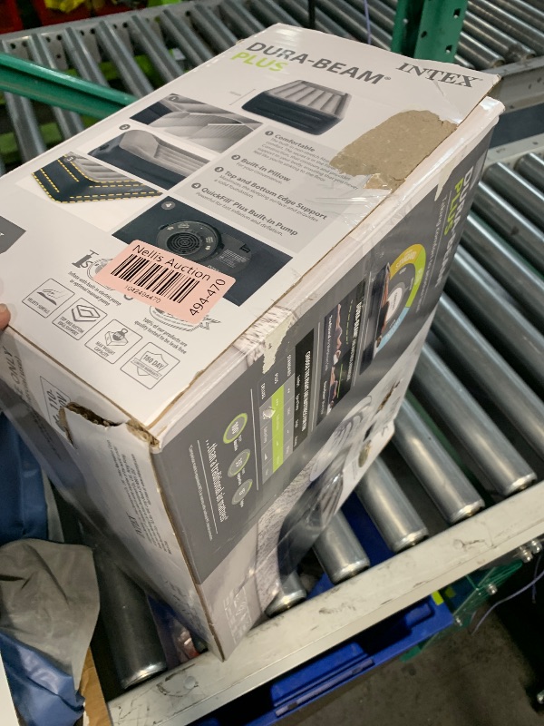 Photo 1 of (small leak)(sold for parts)(repair) Intex Dura Beam Deluxe Pillow Raised Air Mattress Bed with Built in Pump, Twin