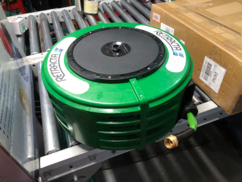 Photo 1 of ***INCOMPLETE - SEE COMMENTS***
Macnaught Retractable Garden Hose Reel, 82 Ft Water Hose Reel Heavy Duty Retractable Hose with Metal 180° Swivel Rotation Bracket for Wall Mount - Green