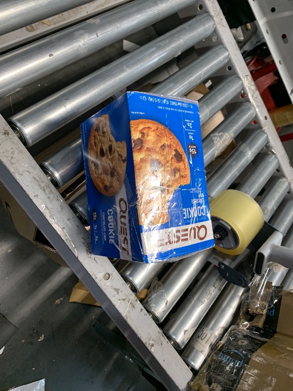 Photo 1 of ***9 COOKIES, NONREFUNDABLE, BEST BY 6/13/25*** Quest Nutrition 15g Protein Cookie - Chocolate Chip Cookie - 12 Pack
