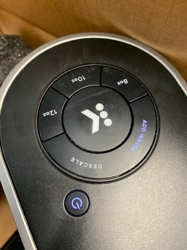 Photo 1 of ***USED - DIRTY - POWERS ON - UNABLE TO TEST FURTHER - SEE PICTURES***
Keurig K-Slim Single Serve K-Cup Pod Coffee Maker, Multistream Technology, 3 Brew Sizes, Slim and Sleek Design, 46oz Removable Reservoir, Black