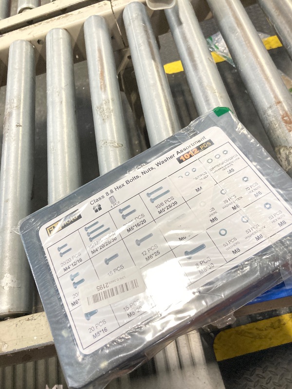 Photo 1 of 1012Pcs Grade 8.8 Metric Bolts Assortment, Hex Heavy Duty Bolts and Nuts Set, M4 M5 M6 M8 (12mm to 30mm), Comes with 3 Bits?Zinc Plated?